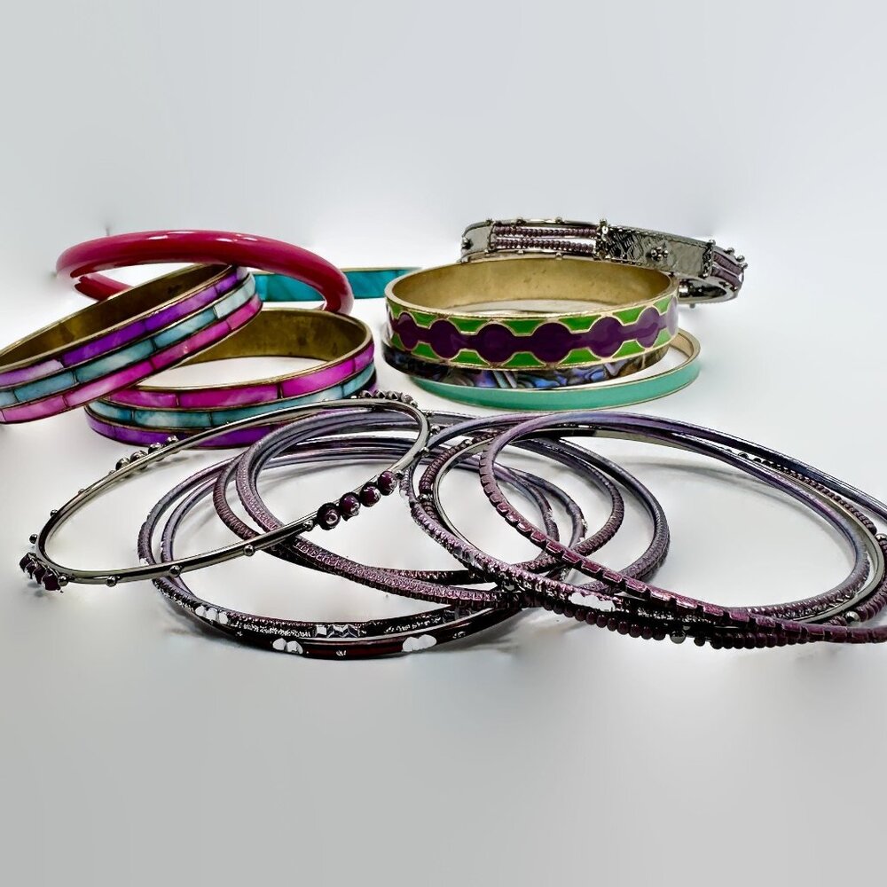 Boho Bangle Bracelet Stack: Vintage India Enamel & Shell Set (17pc) - Picture 3 of 5